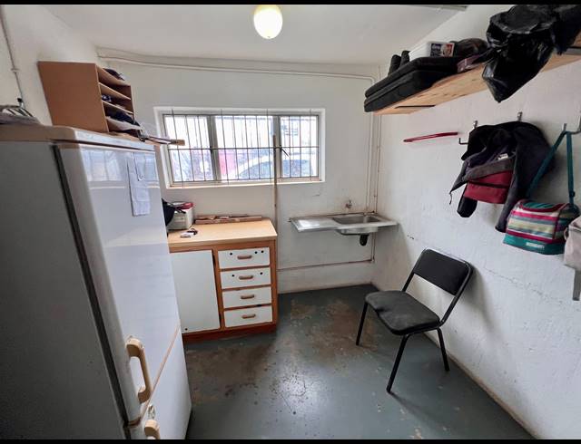 135M² MINI FACTORY TO LET IN UMBOGINTWINI